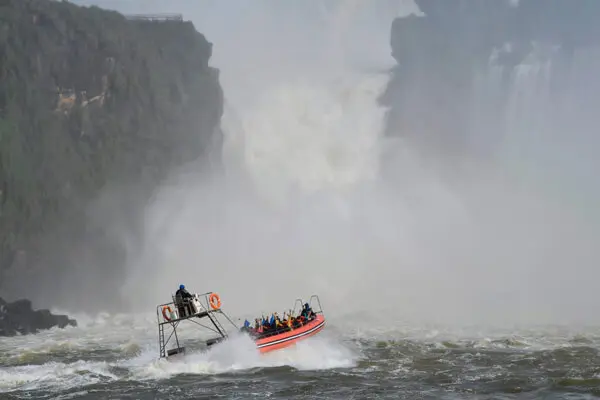 Gran aventura en las 
                         Cataratas del Iguazú